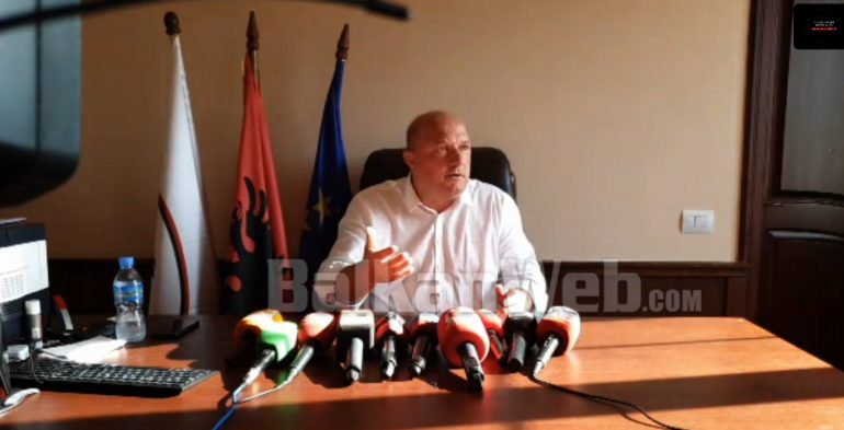 Kryebashkiaku I Vaut Te Dejes