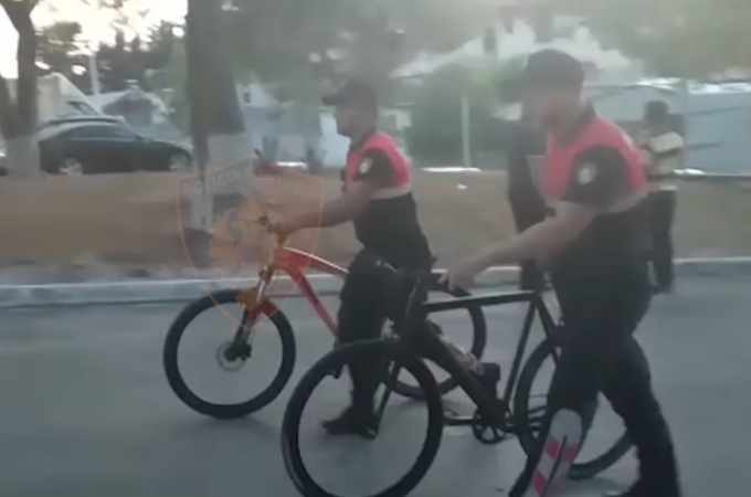 Policia Fier Bicikletat