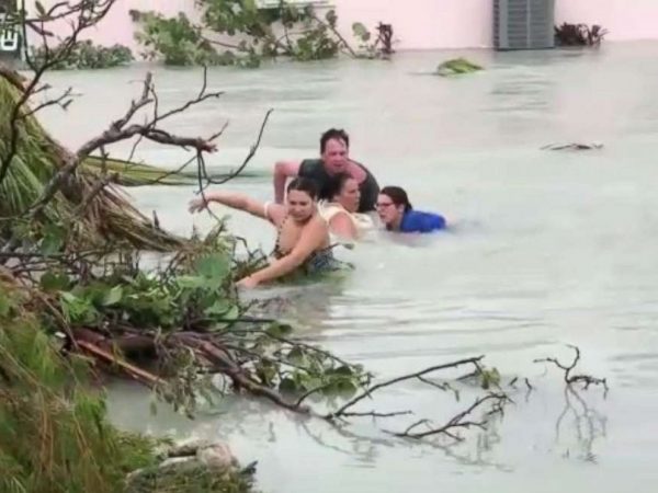 Swimmers Rescue Bahamas Abc Mo 20190902 Hpmain 4x3 992