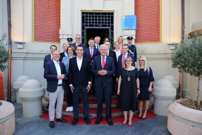 71467118 893968034322599 4123676887769677824 N