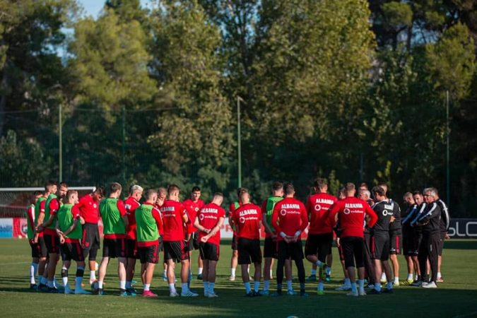 72399669 2364339710331911 6152838537566748672 N