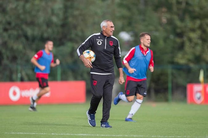 72748586 2362491190516763 819649333975580672 N