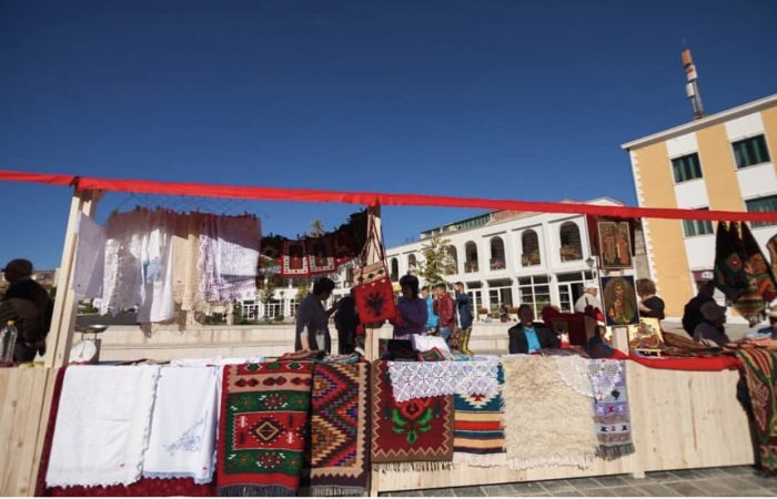 78588d52 C848 47ea 91b8 18f3a6cbaac5