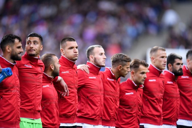 Shqiperia Para Frances