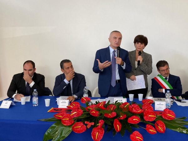 5d84e5e2 2b1a 4b73 Bf8f 77509dc72d17