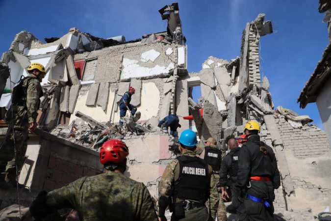 Shtepite E Shembura Termeti (9)