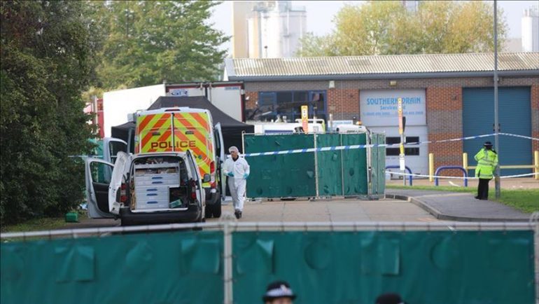 Thumbs B C 4c25fd8de8d1d996cc3b50b4f9ae7a7e (1)