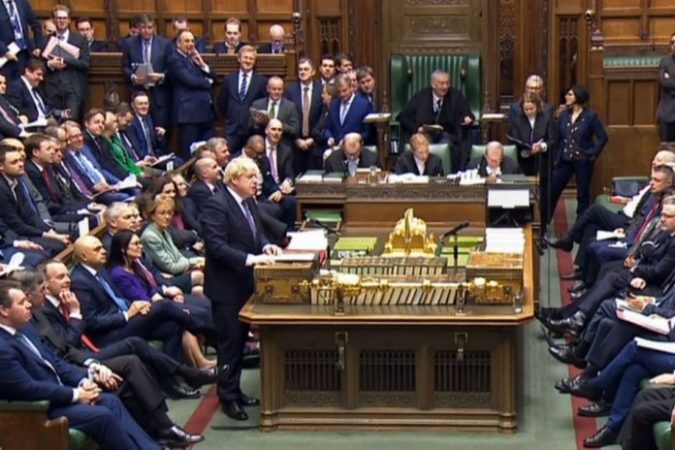 Marreveshje Johnson 696x464