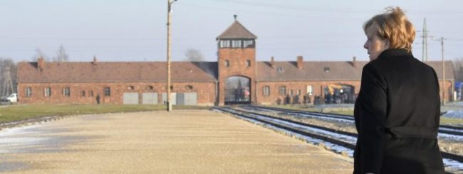 Merkel Aushvic 1 696x262