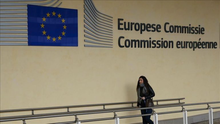 Thumbs B C 642ffad606382c0bc8f96c3b277c57a3