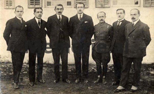 Ahmet Zogu Me Qeverine Ne 1923
