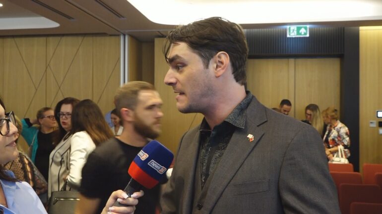 6e9cbdb6 C2ad 45f0 Af94 4ab7a1a8d38d