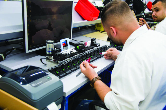 Industri Automotive Makina 1 Psz Albania 1102