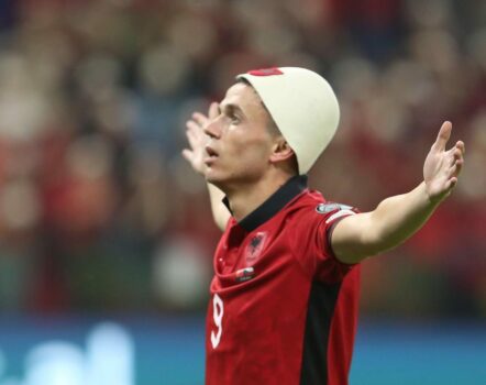 Jasir Asani Goli Kombetarja0festimi Tifozet Atmosfera Air Albania 2 Fitorjacekia