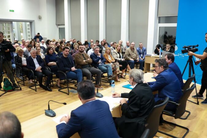 F75b721a 30ed 454b B56e 57161e7cf04c