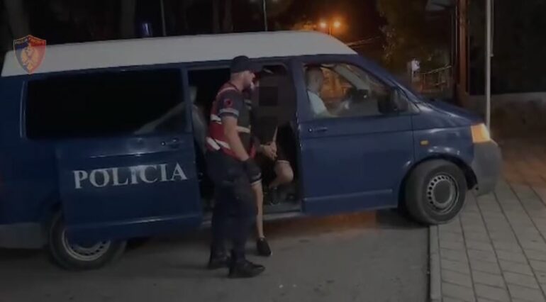 Policia