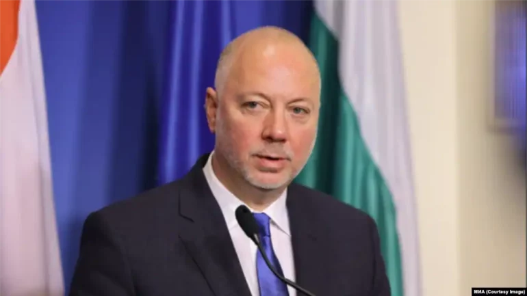 01000000 C0a8 0242 659d 08dbe4e4a20a W1023 R1 S