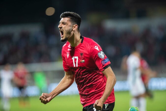 240586523 4142468705852327 8256893438383796584 N