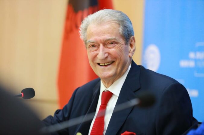 Sali Berisha Konference