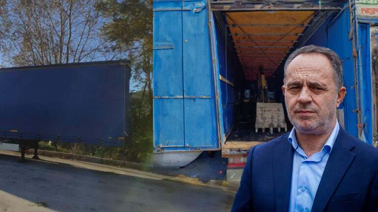 041223 Panourgias Mesa