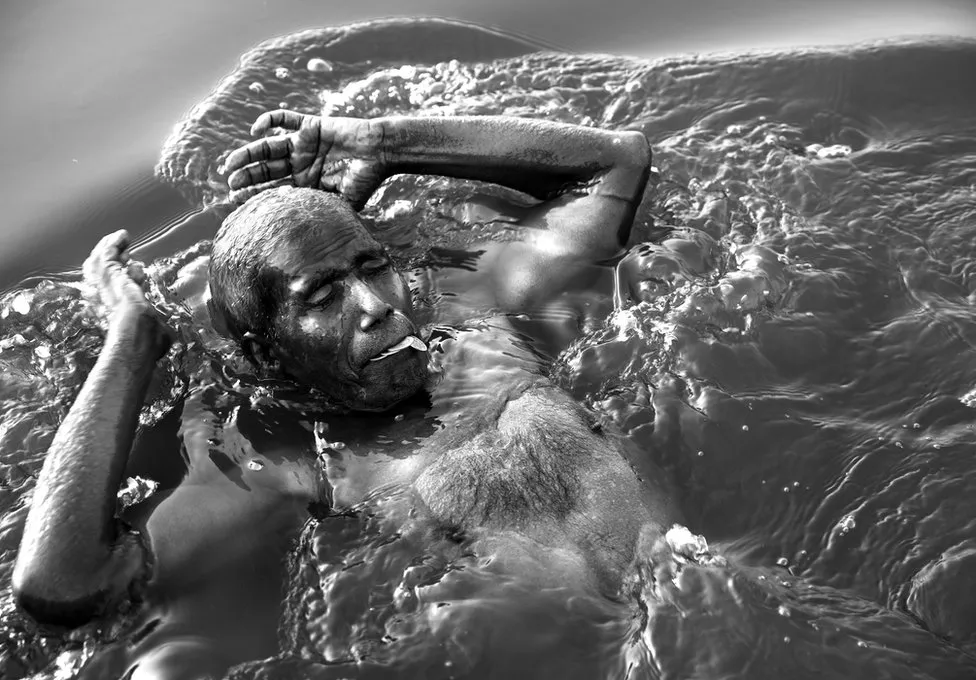  132037984 9c7a7897.jpg