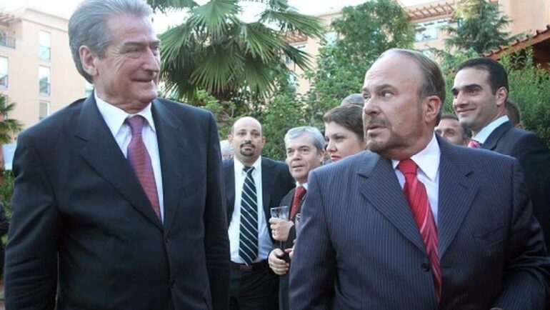 1612475936 80005f7bfeb8dfe7c