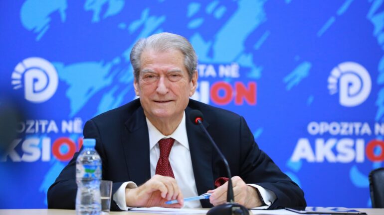 65691de6 B8a4 4389 875d 28e54828ca8b