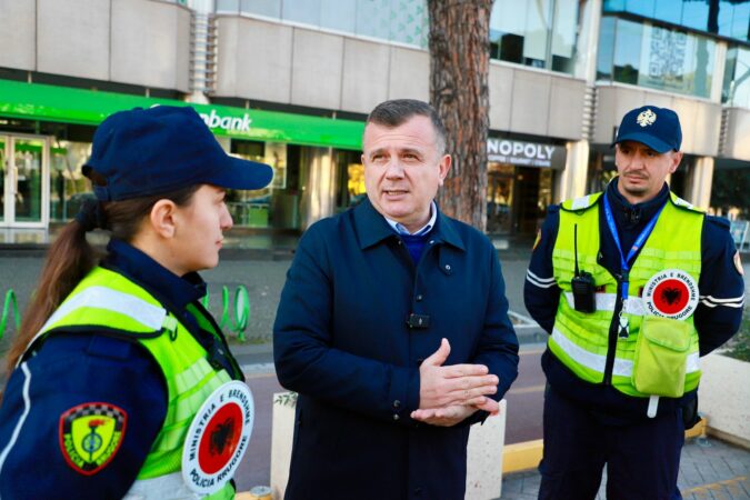 B9fae352 B432 4df5 81f0 E45ef8a90782