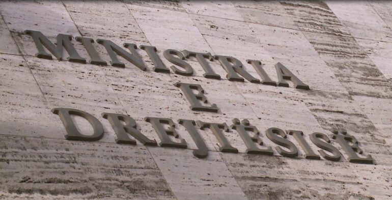 Ministria E Drejtesise