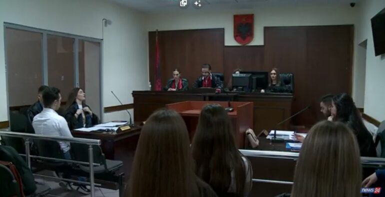 Universiteti Luarasi