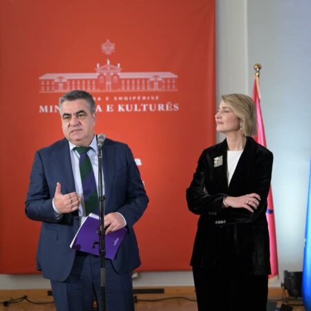 420040533 916335346517076 2293320545999863267 N