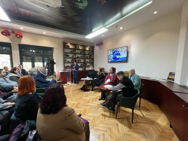 6504bfd4 C7ad 4951 9cee 967d31d489ec