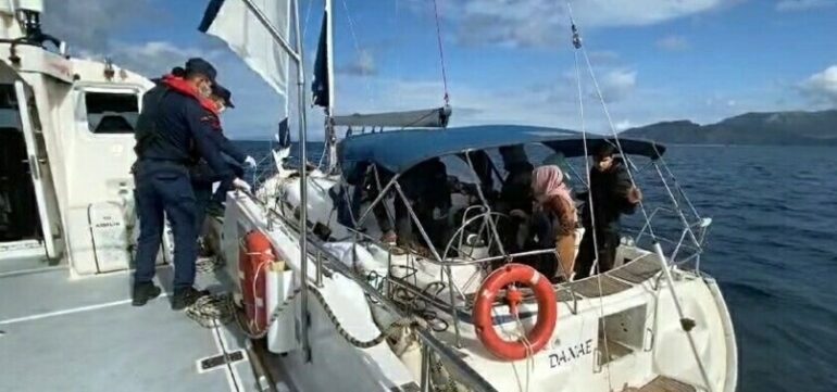 806x378 Turkish Security Forces Rescue Dozens Of Irregular Migrants Recover 4 Bodies In Aegean Sea 1705774109660