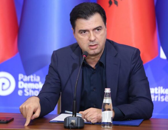 Basha Me Gazetaret 3