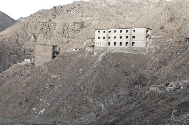 Burgu Spacit Fatos Baxhaku 640x424 640x424