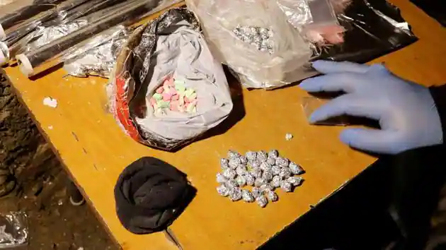 Confiscated Turkish Narcotics Narcotics Istanbul Officer Counts A64f0994 Fc36 11e7 B07f B94dbb2f1d8d