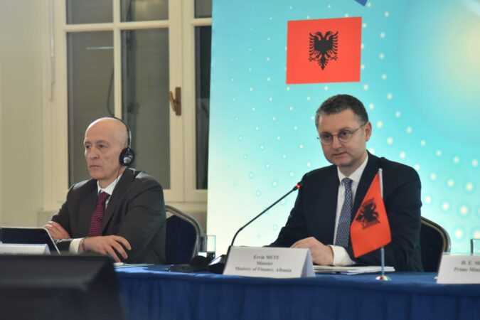 1acd64bc Acbb 457b B6c1 E344bf3a5840