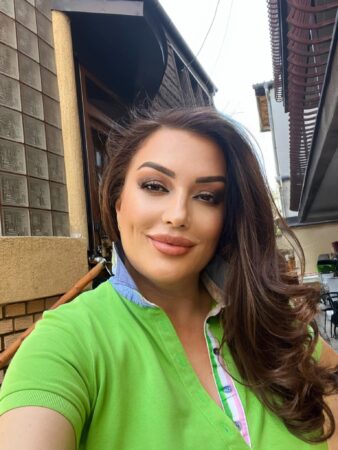 420169413 10227201492640381 2433205951059838748 N