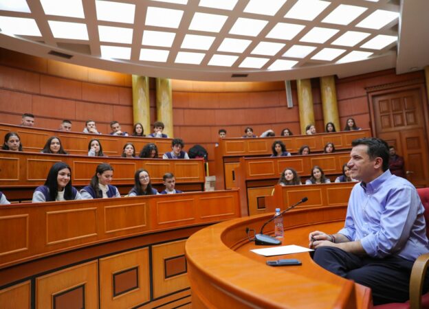 26d7dc15 9ec5 4d3e 842e 56e0115d74d5