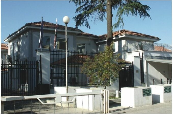 Ambasada Britanike Ne Tirane1