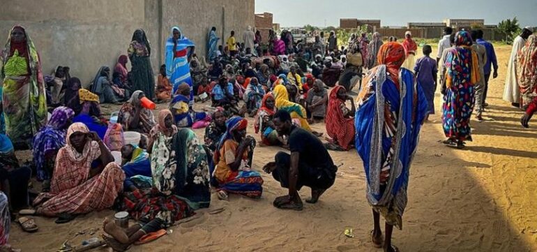 806x378 Around 20000 People Displaced Every Day In Sudan Un 1713170691123