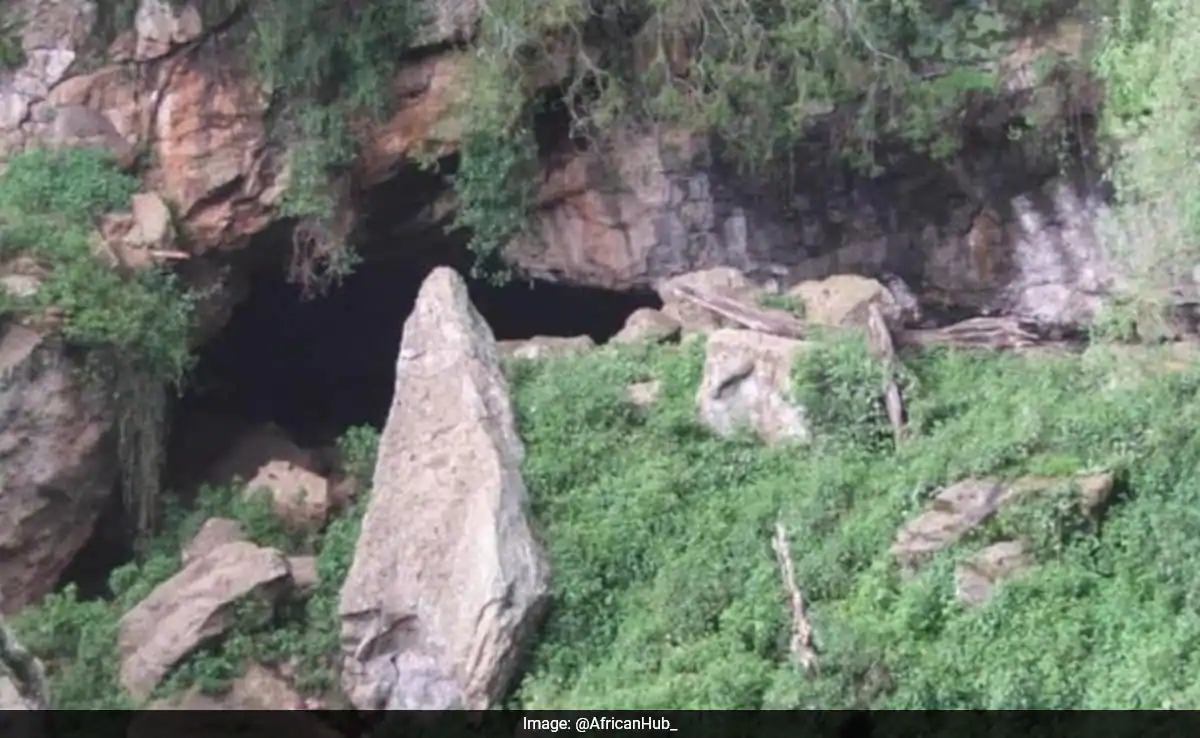 Kjo shpellë në Kenia  që besohet të jetë burim i Ebolës  mund të shkaktojë    