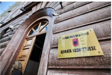 Gjykata Kushtetuese11