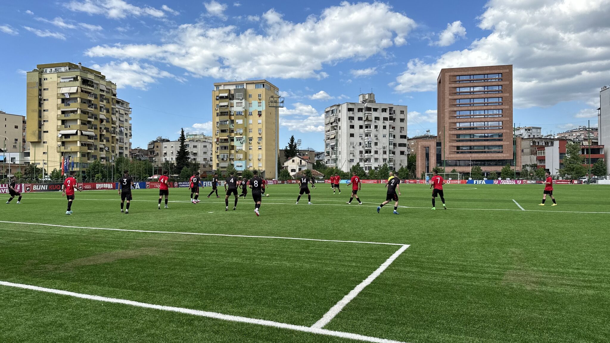 FSHF organizon seleksionim në “Shtëpinë e Futbollit” me futbollistët shqiptarë të sugjeruar nga skautët