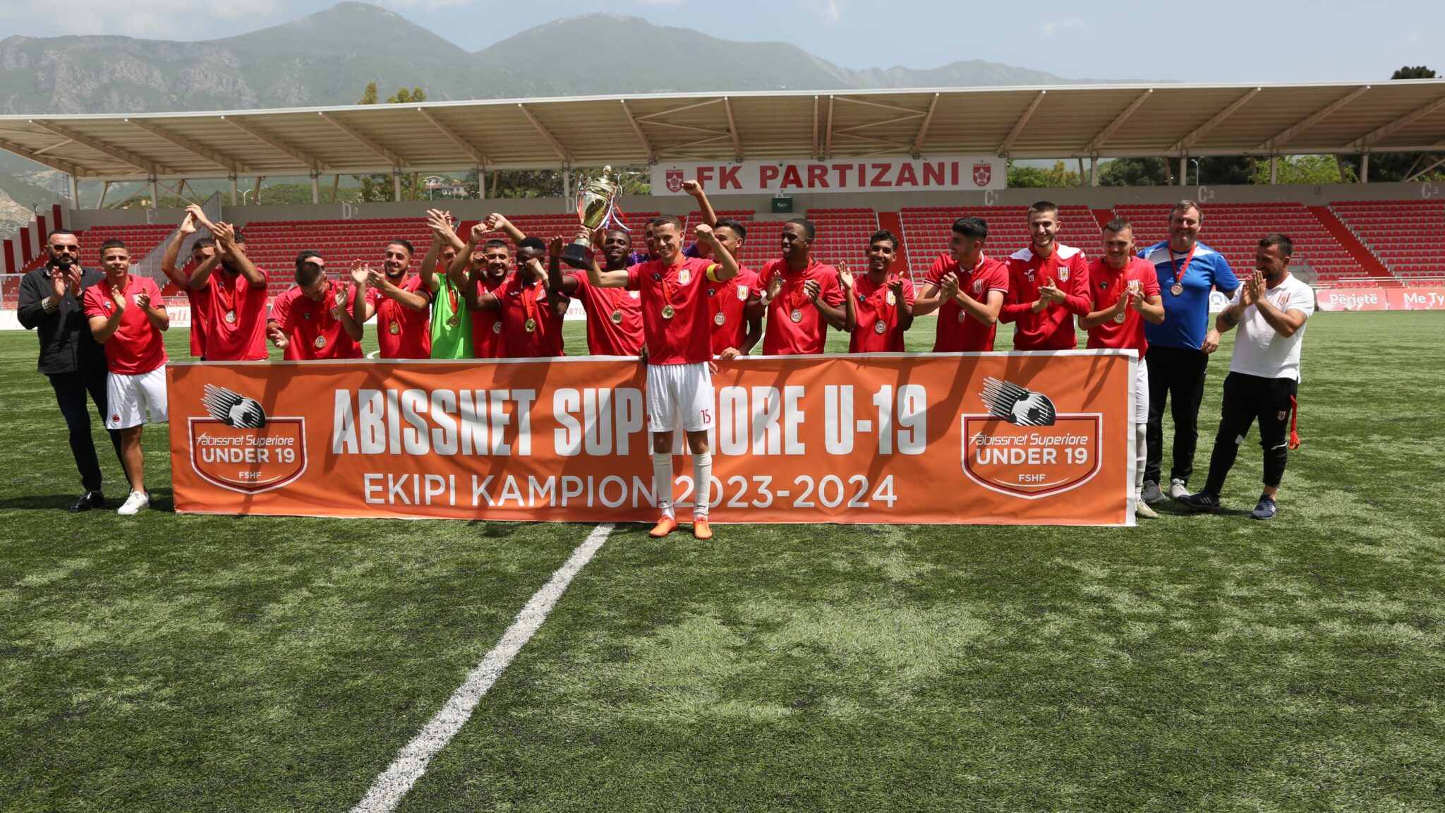 U-19 / Bylis shpallet kampion, siguron pjesëmarrjen për herë të parë në “UEFA Youth League”