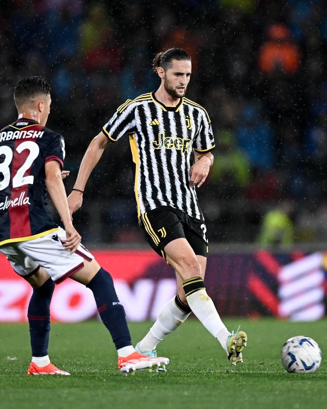 Barazim spektakolar në Bologna  Juventus del me pikë nga transferta