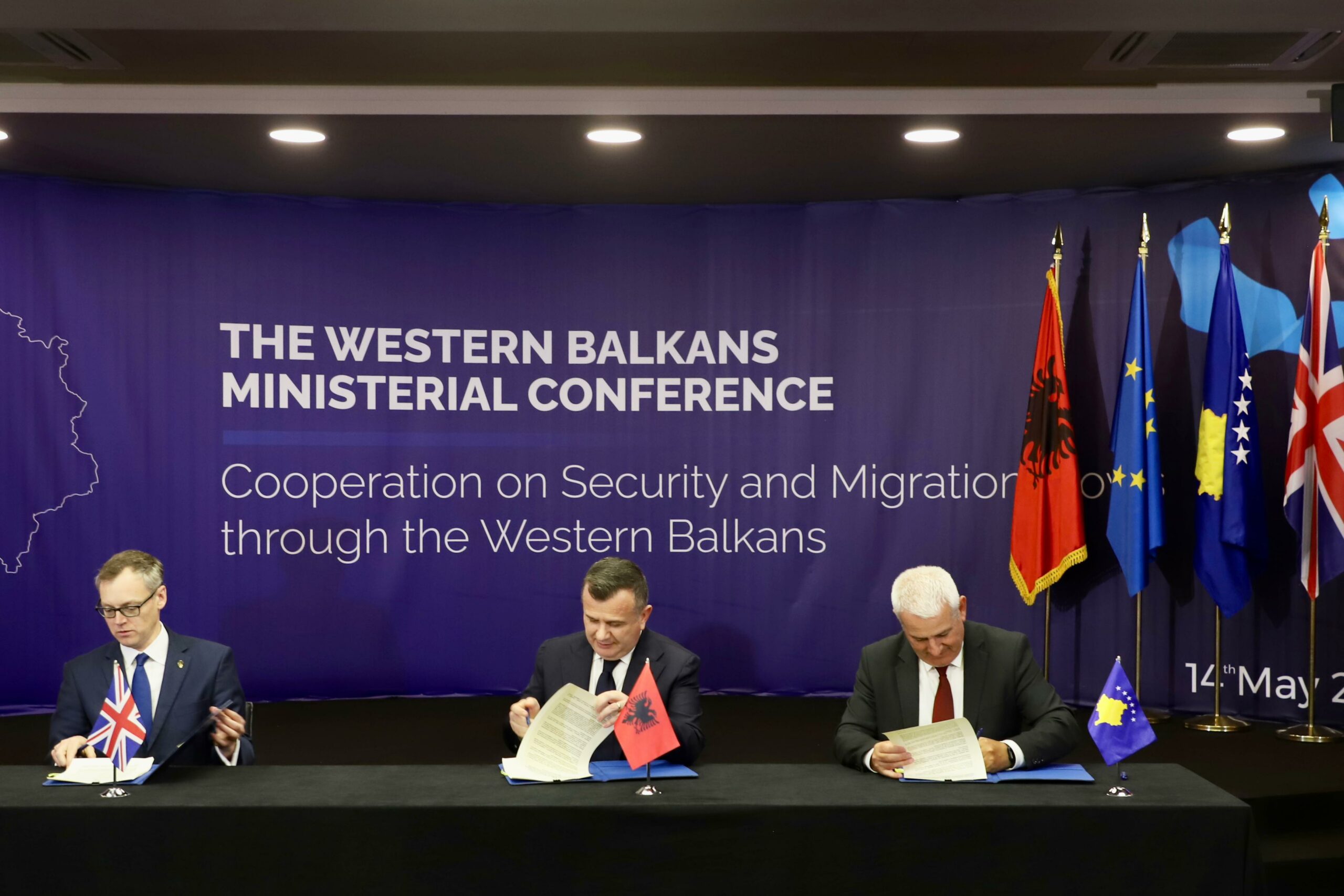 Shqipëria  Britania e Madhe dhe Kosova nënshkruajnë deklaratë të përbashkët   