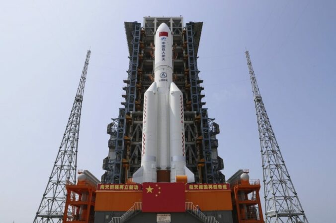 China Could Beat Nasa To The Moon Here S Why That Might Not Be A Bad Thing 11