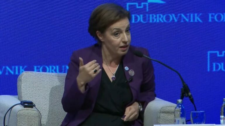 Screenshot 7 24 780x439