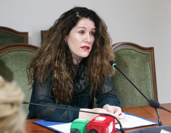 98bab3cb Bcda 4fd9 A1f8 46b1a3c3ac4b